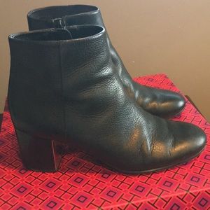 TORY BURCH BOOTIES